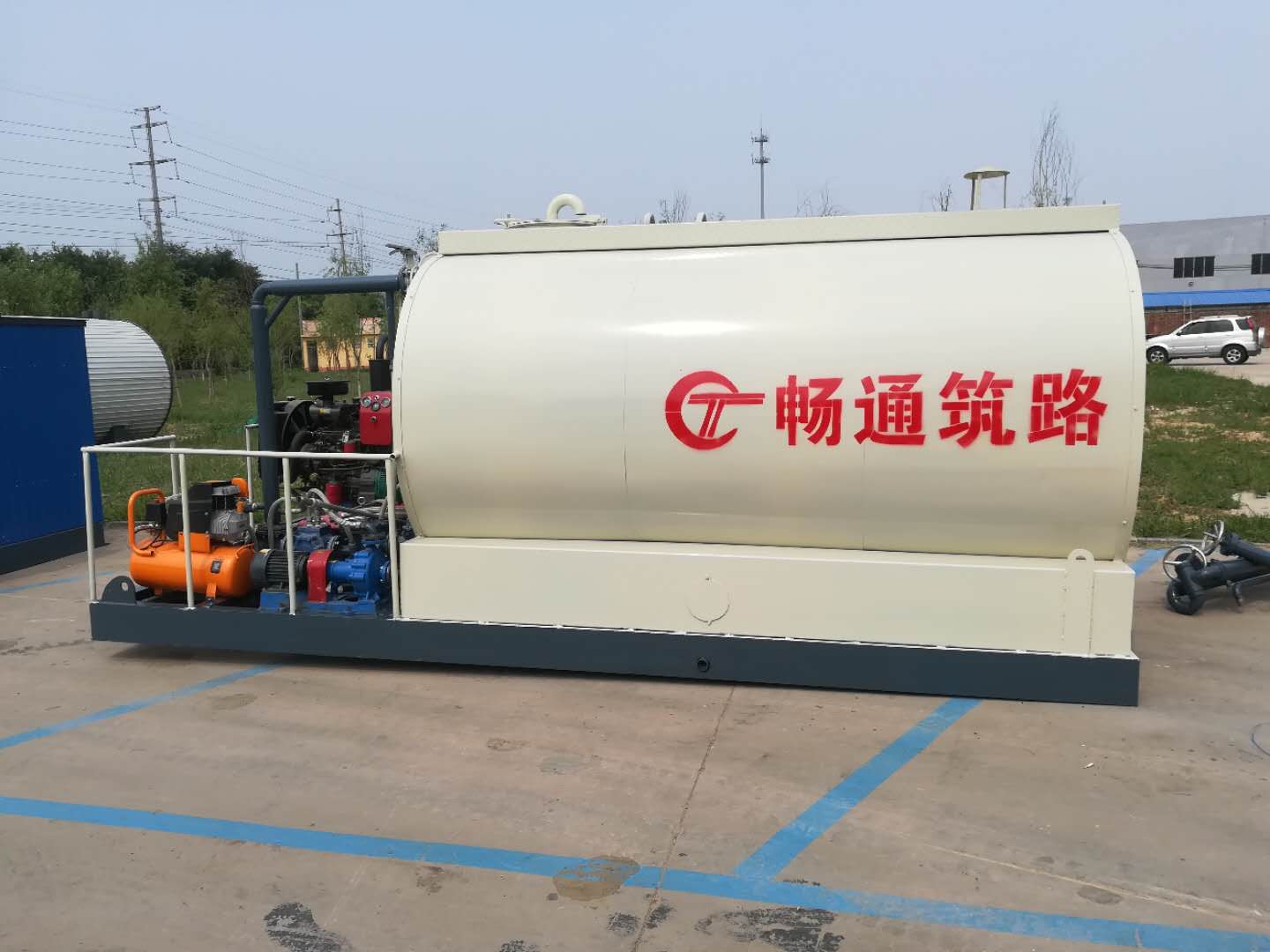 沥青撒布罐